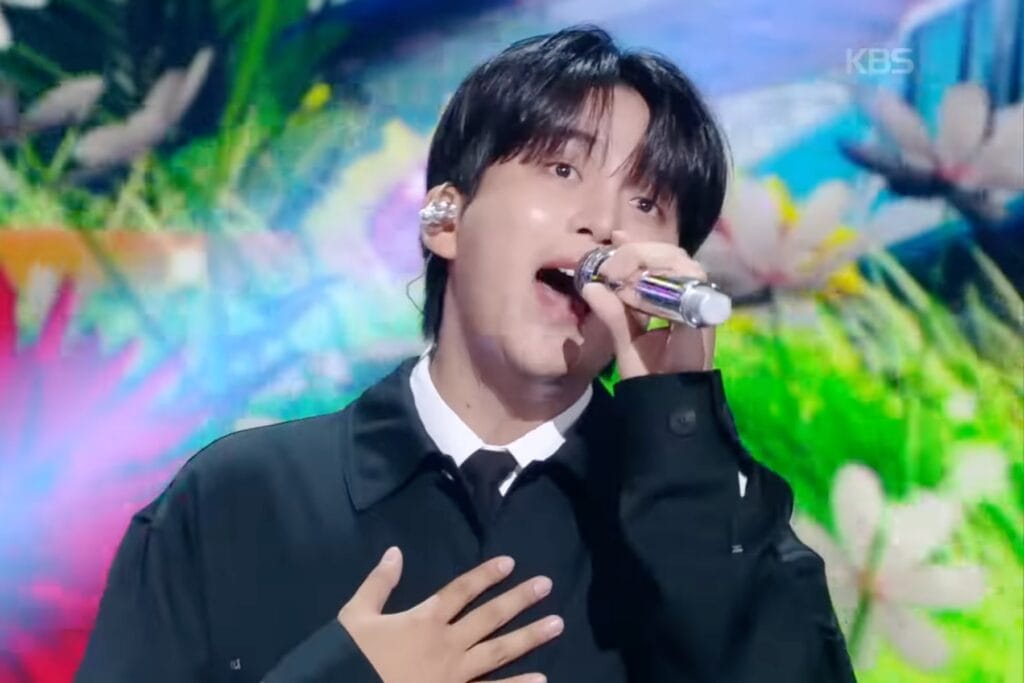 Watch: ATEEZ’s Jongho Covers IU’s “Good Day” And Lee Seung Gi’s “Because You’re My Woman” On “The Seasons: Pat-Pat With 10CM”