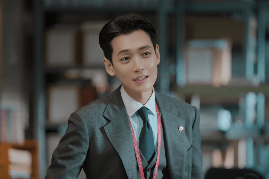 Jung Kyung Ho Stays Optimistic After His Unexpected Fall From Judge To “Pro Bono” Lawyer In New Drama